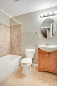 1629 Oldtown Rd Edgewater MD-large-039-24-Bathroom-667x1000-72dpi