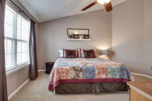 330 Green Mountain Ct Pasadena-small-021-35-Master Bedroom-666x444-72dpi