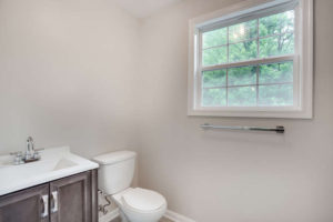 1917 Wooded Trace Rd Owings MD-small-024-13-Master Bath-666x444-72dpi
