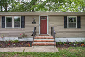 6 Boxwood Rd Annapolis MD-small-001-8-Exterior Front-666x444-72dpi