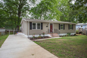 6 Boxwood Rd Annapolis MD-small-004-18-Exterior Front-666x444-72dpi