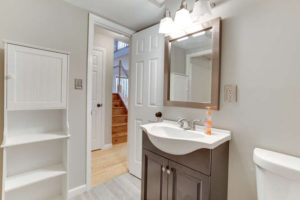 904 Ritchie Rd Crownsville MD-small-010-4-Bathroom-666x444-72dpi