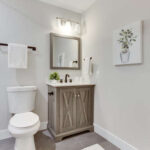 1650 Colonial Oak Ct-small-025-023-Bathroom-334x500-72dpi