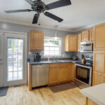 674 Wise Ave Pasadena MD 21122-small-012-033-Kitchen-666x444-72dpi
