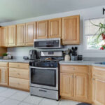 1463 Fairfield Loop RD-small-010-015-KitchenEating Area-666x444-72dpi