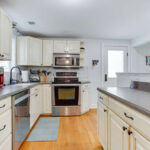 994 Miller Circle Crownsville-small-012-020-KitchenEating Area-666x444-72dpi