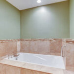 326 Castle Marina Rd Chester-small-015-013-Bathroom-334x500-72dpi